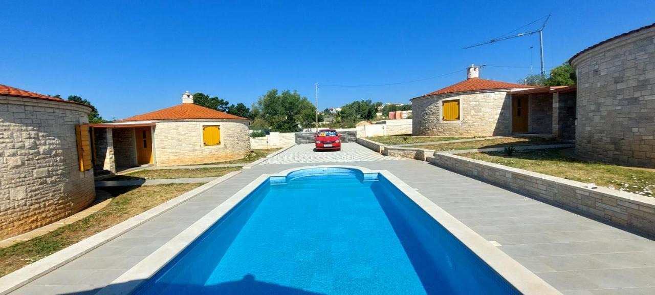 Apartmani Belavic - Kazuni Peruški Eksteriør billede